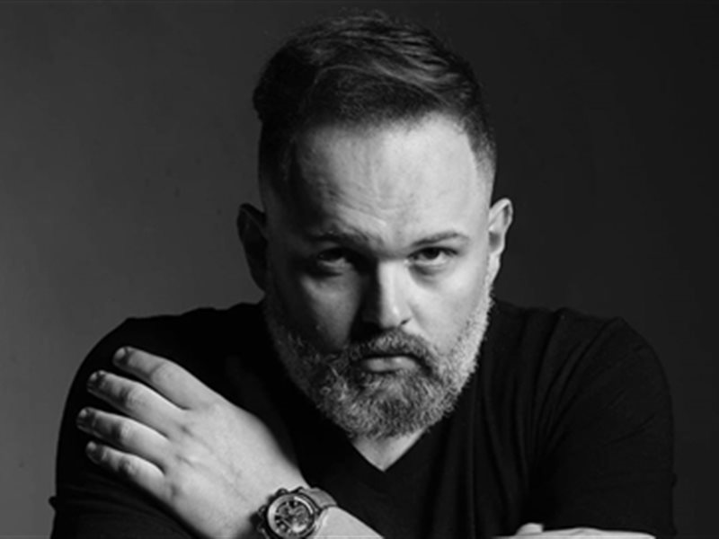 محمد محمود عبدالعزيز لـ