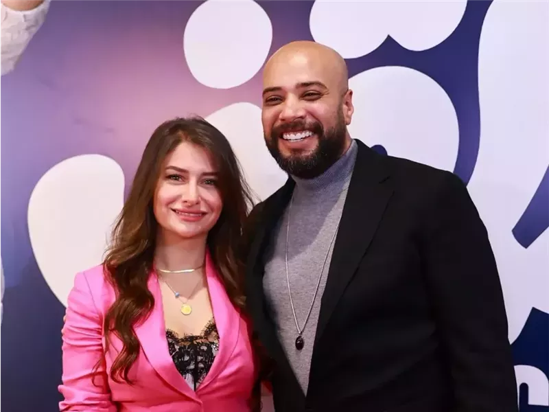 حاتم صلاح لـ