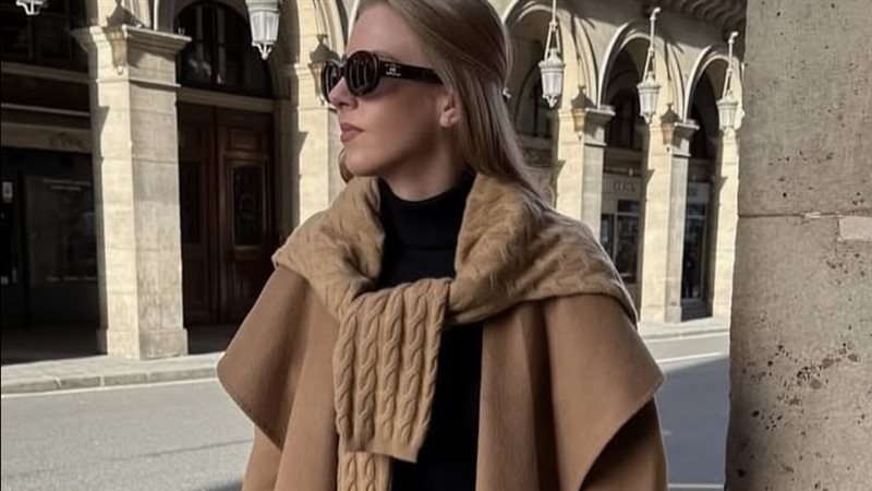 السترة علي الكتفين