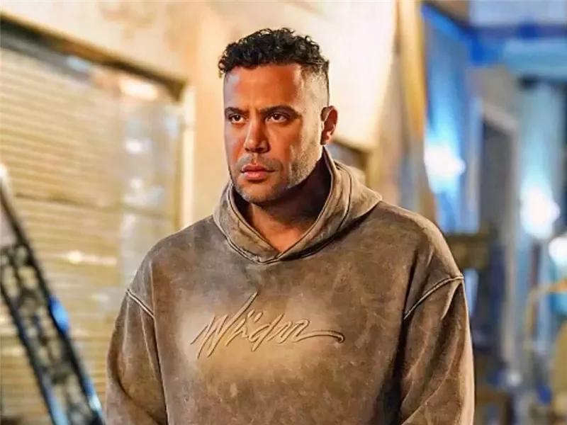 محمد إمام يكشف عن نجوم تتر 