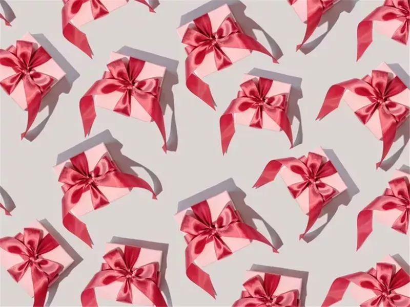 طريقة مهذبة وعملية للتخلص من الهدايا التي لا تعجبك