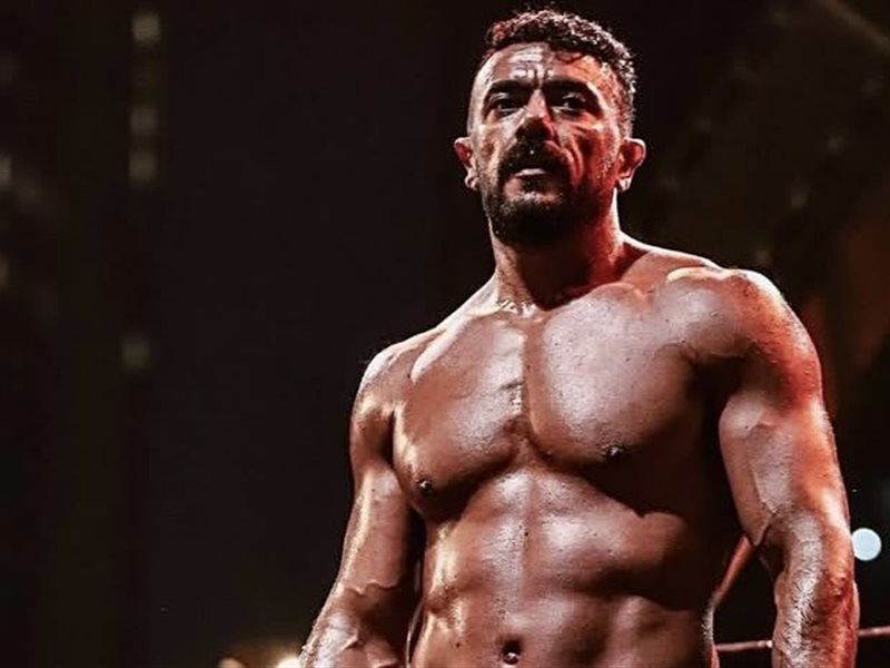 أحمد العوضي يواصل تحضيرات «علي كلاي» بعد الانتهاء من مشاهد الأكشن