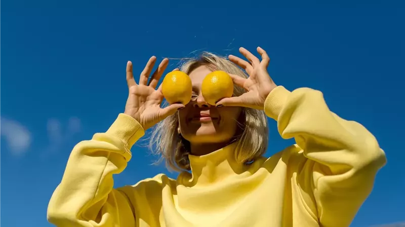 العناية بالبشرة