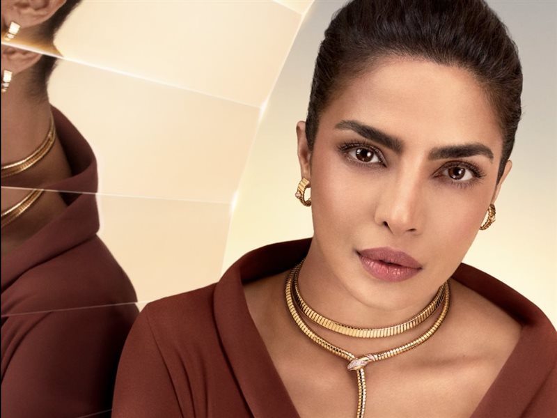 بولغري تختار بريانكا تشوبرا وآن هاثاواي كسفيرتين عالميتين لمجموعة serpenti الآسرة