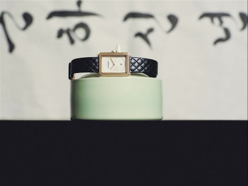 Chanel تستقبل 2026 بساعات أيقونية تجمع الأناقة وبداية جديدة