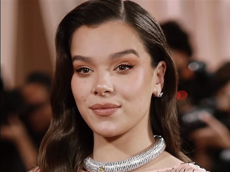  	Glow Skin والعيون المحددة… أسرار جمال نجمات هوليوود في الجولدن جلوب