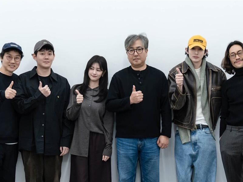 صانع Squid Game يعود بمغامرة جديدة بمسلسل The Dealer على نتفليكس