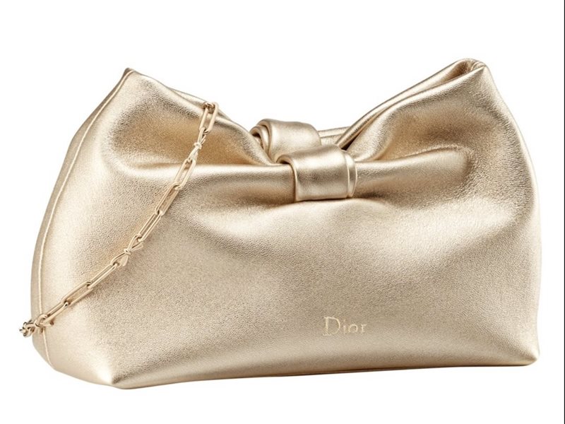 ديور تكشف عن حقيبة Dior Bow… أنوثة معاصرة لربيع وصيف 2026