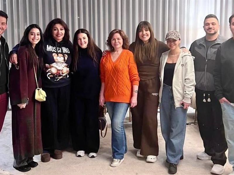 النجوم يتوافدون إلى الرياض قبل ساعات من انطلاق حفل Joy Awards 2026