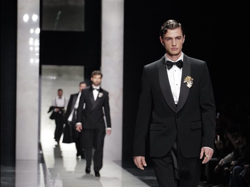 	دولشي آند غابانا تكشف عن مجموعة الأزياء الرجالية خريف/شتاء 2026 بأسبوع الموضة بميلانو 