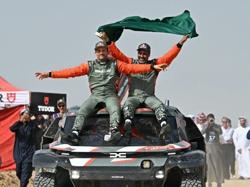 رالي دكار 2026 يختتم في السعودية بتتويج قطري وأرجنتيني في ظل غياب الراجحي
