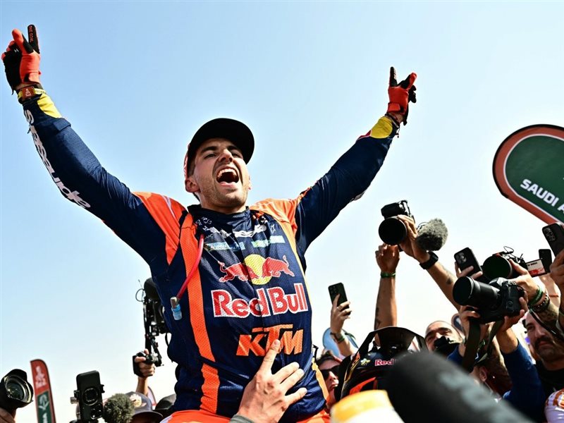 بينافيديس يخطف لقب الدراجات من برابيك في الكيلومترات الأخيرة