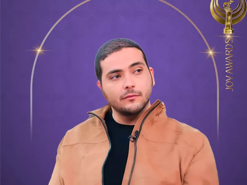 عمر المهندس يحصد جائزة أفضل مخرج عن 