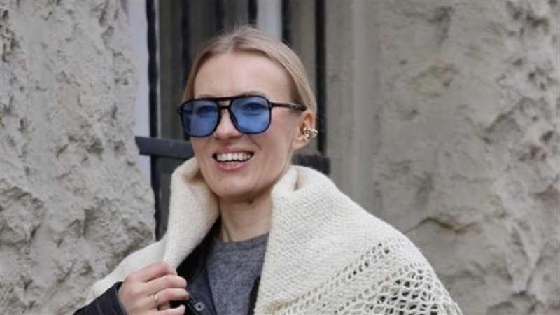 الوشاح الأبيض 