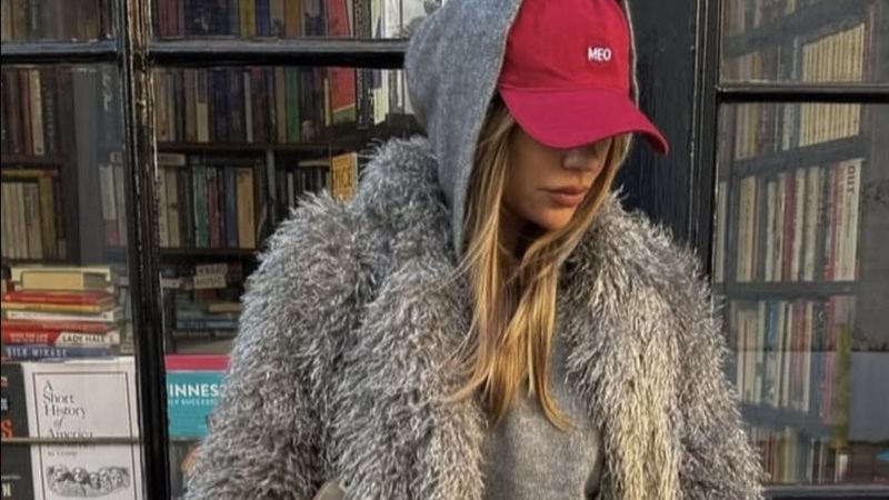 الكاب مع الهودي