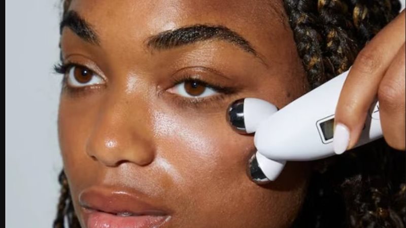 اجهزة شد الوجه