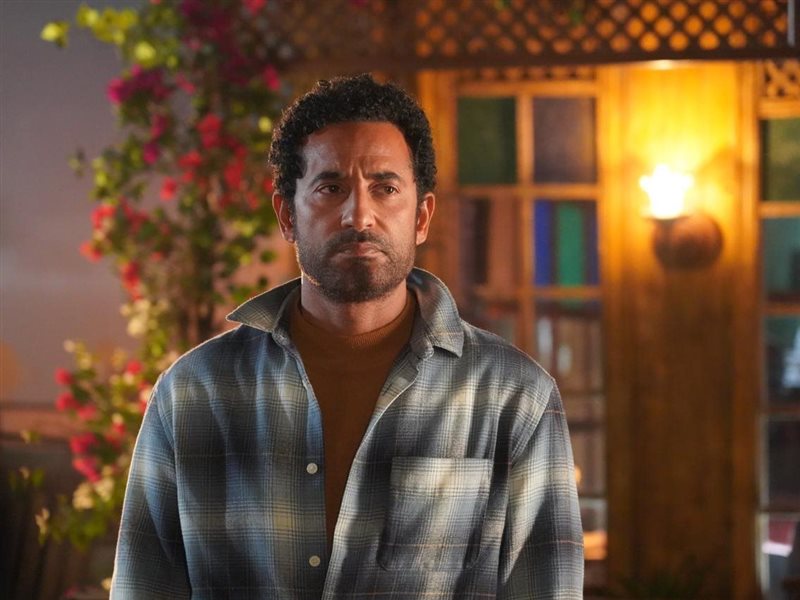 عمرو أديب: عمرو سعد الأعلى أجرًا في الدراما.. وأعماله تتصدر القيمة التسويقية عربيًا