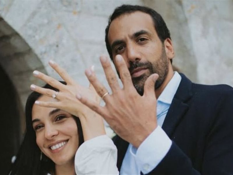 هكذا احتفل إدريس عبدالعزيز زوج سلمى أبو ضيف بعيد ميلادها