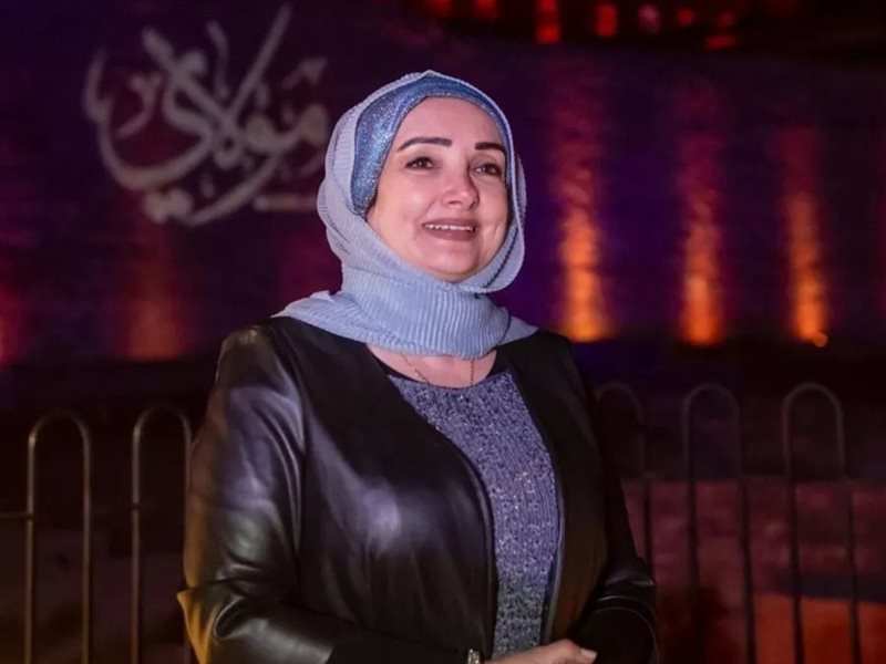 عايدة الأيوبي تغني تتر مسلسل 