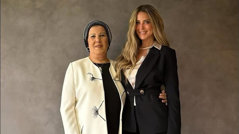ريم مصطفى و والدتها