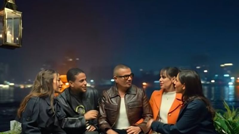 عمرو دياب وأبنائه