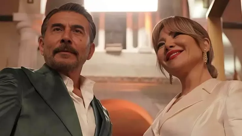 سعادة المجنون