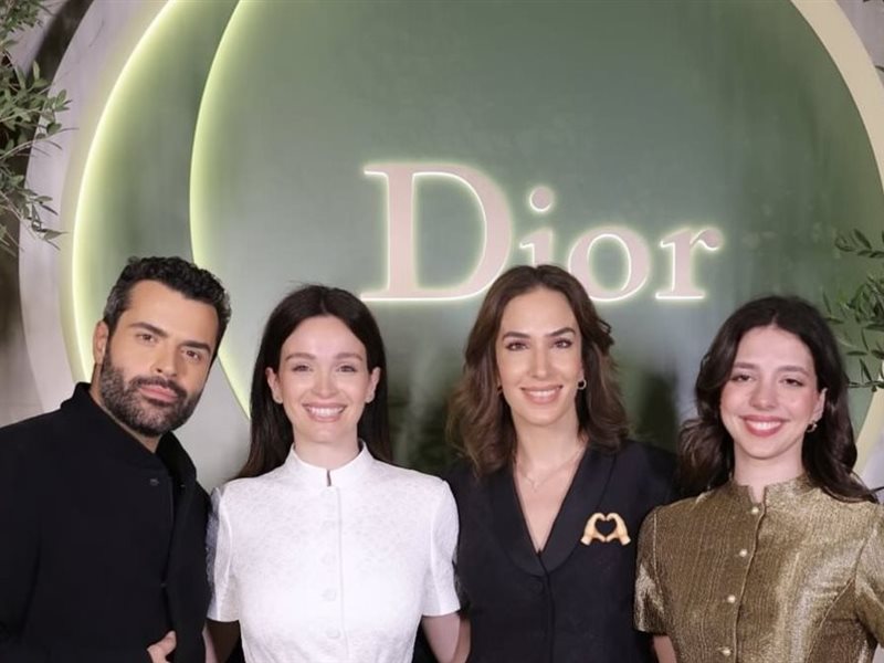 ديور تحتفي برمضان في دبي بسحور فاخر يمزج التراث العربي بالأناقة الباريسية