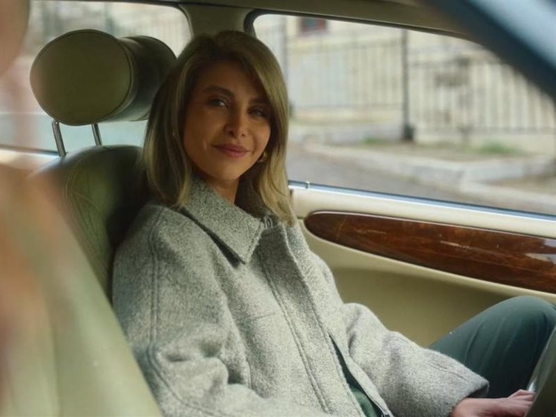 نور علي تشعل صراع الحب والسر في مولانا