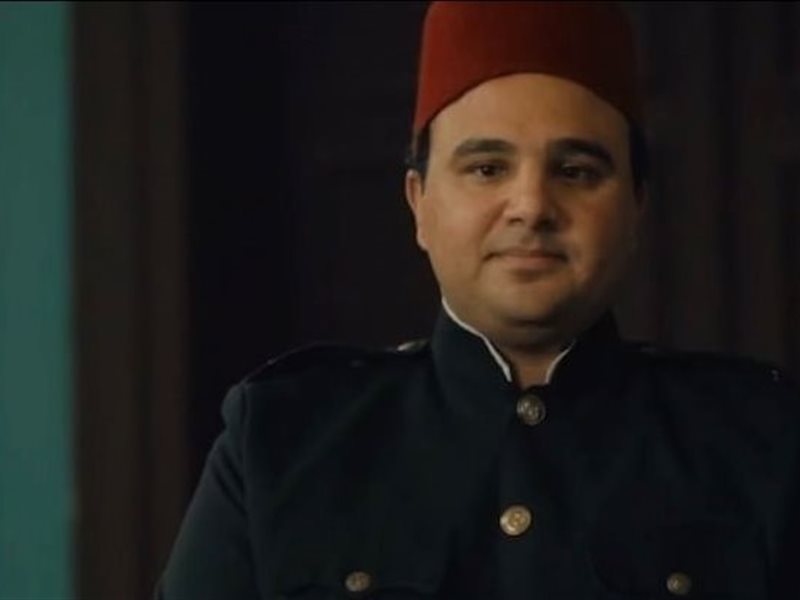 أحمد رضوان يطارد أحمد أمين في النص التاني