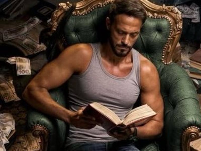 زياد ينقذ مريم بخطة المنوم في خزان المياه في الحلقة 17 من 