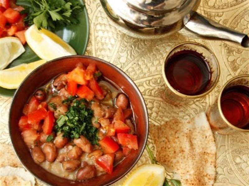 أساسي للطاقة.. اهمية تناول الفول على وجبة السحور