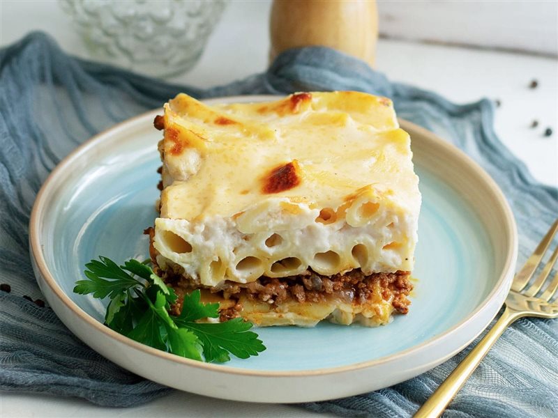 على سفرتك في رمضان.. قدمي المكرونة بالبشاميل بطريقة بسيطة