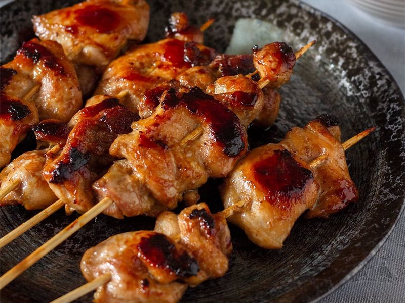 على سفرتك في رمضان..  أسياخ الدجاج الترياكي وصفة سريعة بنكهة يابانية مميزة