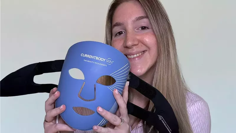 اجهزة العناية بالبشرة