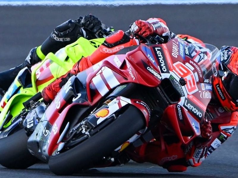  خطأ دي جيانانتونيو يمنح ماركيز عودته المنتظرة إلى التتويج