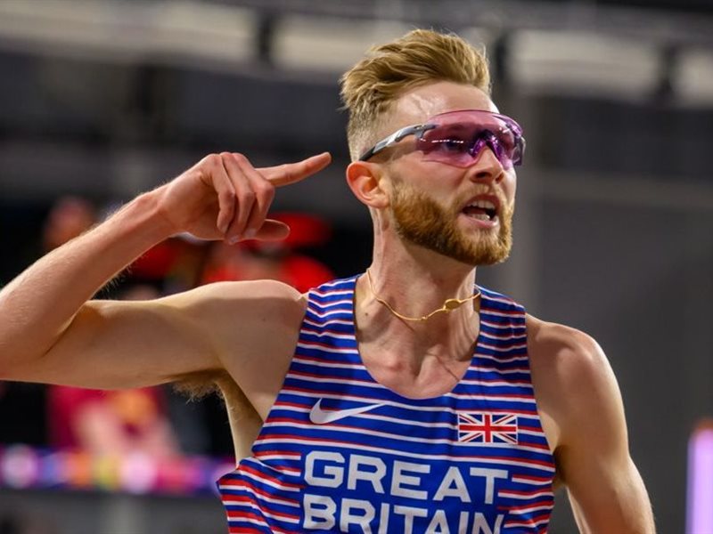 رحلة  جوش كير من غرف العلاج إلى ذهبية بولندا