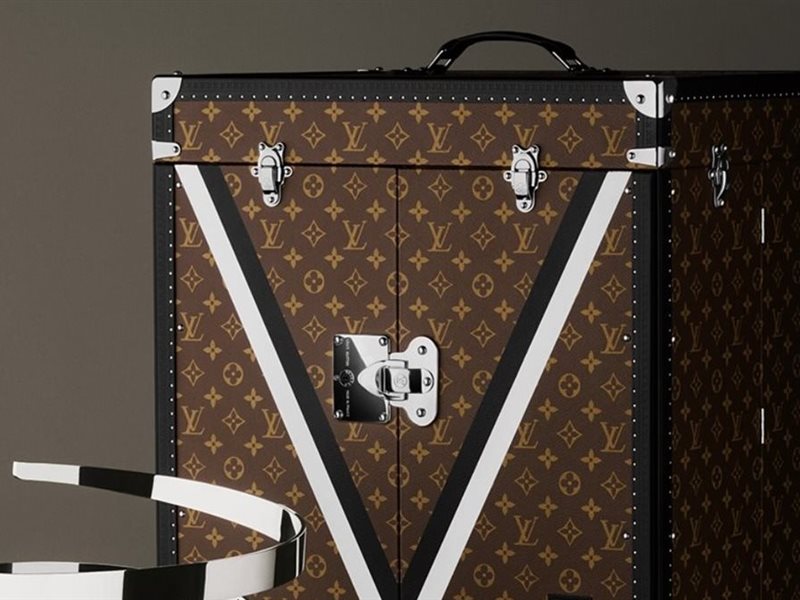  Louis Vuitton 