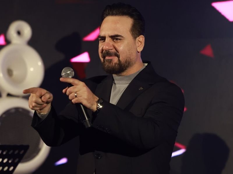 على هامش حفله.. وائل جسار يوجه رسالة للشعب المصري واللبناني