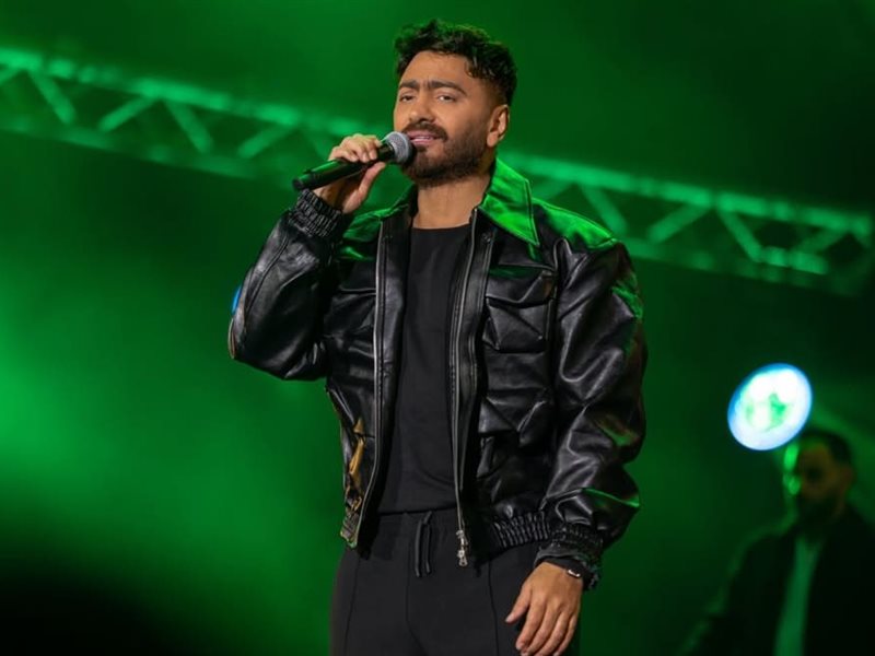 تامر حسني يناشد الحكومة بتطبيق اقتراح كريم السبكي لإلغاء الحفلات الصباحية في السينمات