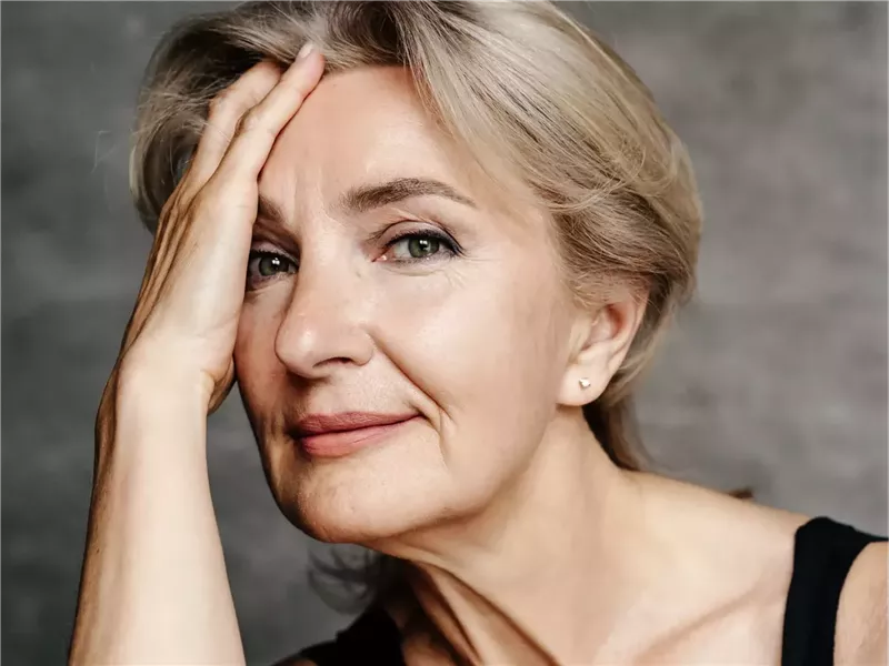 العناية بالبشرة