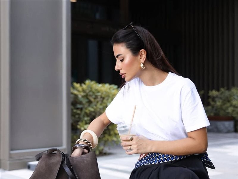 ديمة الأسدي تعيد تعريف البساطة بلمسة عصرية لافتة