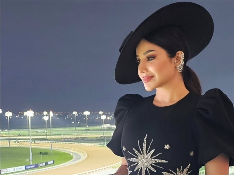 أناقة سوداء بتوقيع Dior… لجين عمران تخطف الأنظار في كأس دبي العالمي 2026