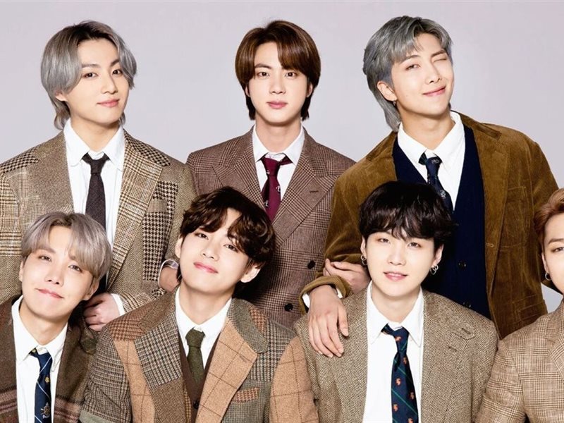 BTS تحقق إنجازا تاريخيا بأغنيتي 
