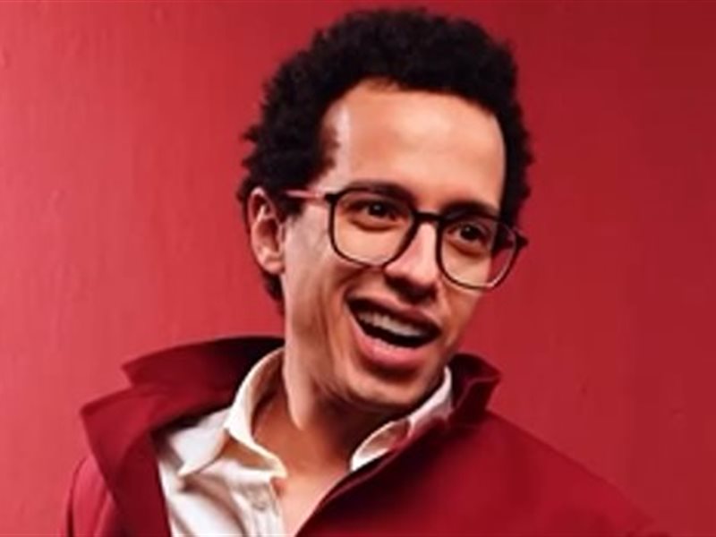 طه دسوقي يعلن انطلاق أول ستاند أب كوميدي منفردة له بجولة عالمية 