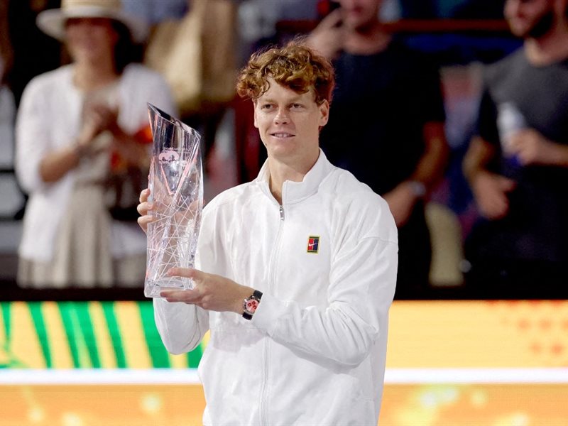 سابالينكا وسينر يهيمنان على ميامي إنجاز تاريخي مزدوج للتنس العالمي