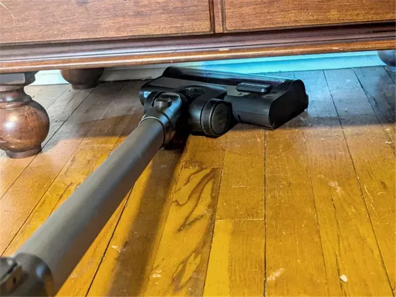 أفضل 5 مكانس كهربائية لاسلكية للأرضيات الخشبية