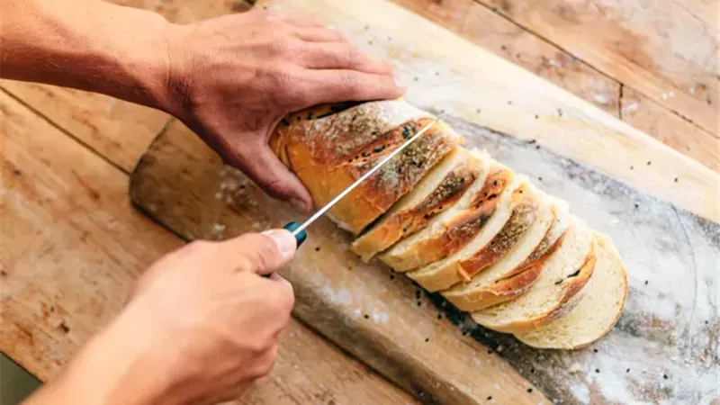 الخبز الأبيض