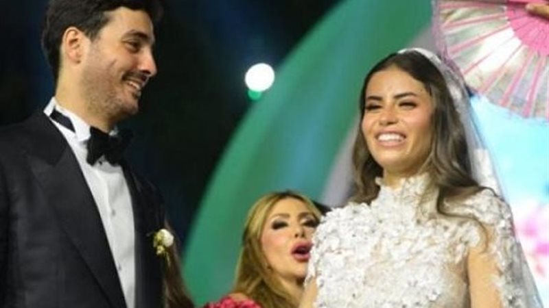 عهد ابنة المنتج محمد