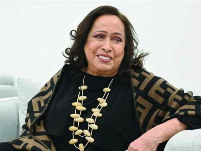 حياة الفهد.. من “خالتي قماشة” إلى “أفكار أمي” مسيرة حافلة بأبرز أعمال الدراما الخليجية