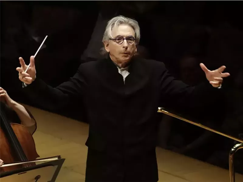 المايسترو الأمريكي مايكل نيلسون توماس